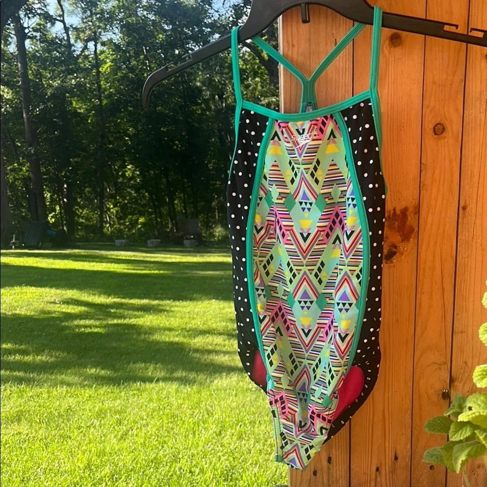 Girls Speedo Swimsuit Colorful Geometric One-Piece with Polka Dot Contrast Sz 12
